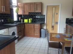 3 Baden Street, Newcastle 4