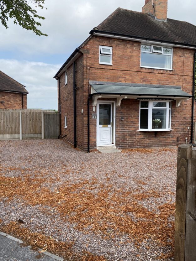 2 Wain Avenue
